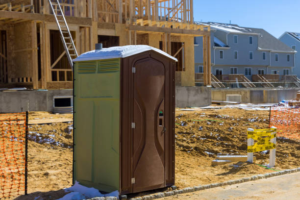 Types of Portable Toilets We Offer in Lakehurst, NJ